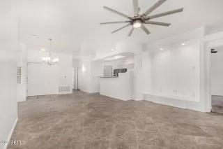 Photo #6: 6918036 Listing