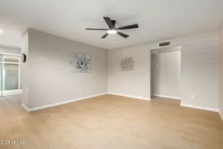 Photo #4: 6918068 Listing