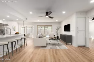 Photo #3: 6918144 Listing