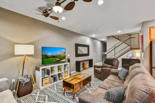 Photo #4: 6918253 Listing 