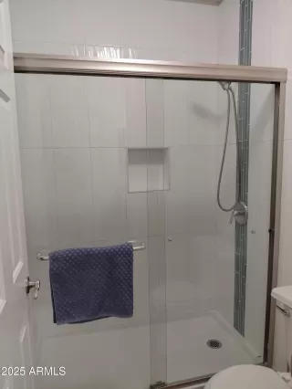 Photo #6: 6918255 Listing 