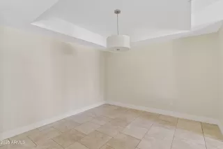 Photo #6: 6918455 Listing