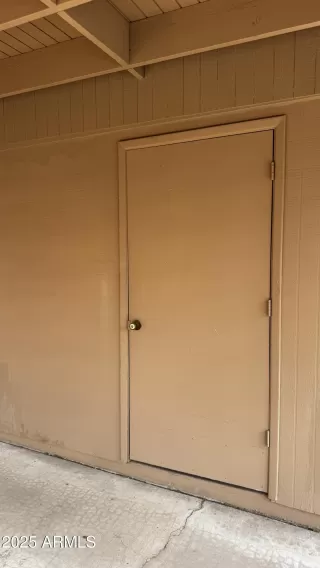 Photo #1: 6918539 Listing