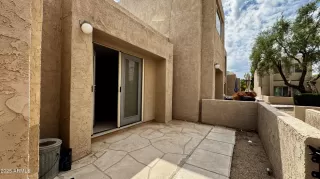 Photo #5: 6918539 Listing