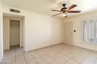 Photo #4: 6918573 Listing