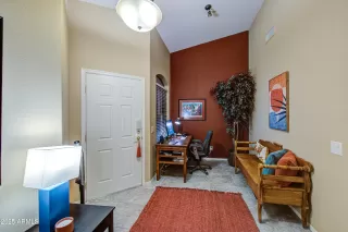 Photo #5: 6918757 Listing