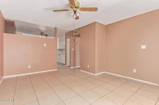 Photo #3: 6918759 Listing