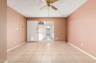 Photo #5: 6918759 Listing