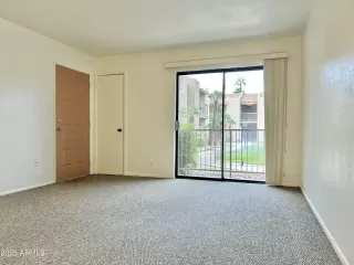 Photo #1: 6918770 Listing 