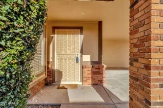 Photo #3: 6918852 Listing