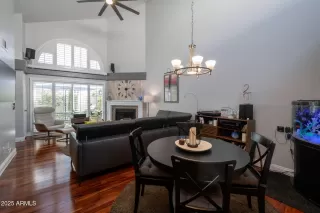 Photo #5: 6918951 Listing