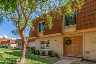 More Details about MLS # 6919174 : 1616 E DONNER DRIVE