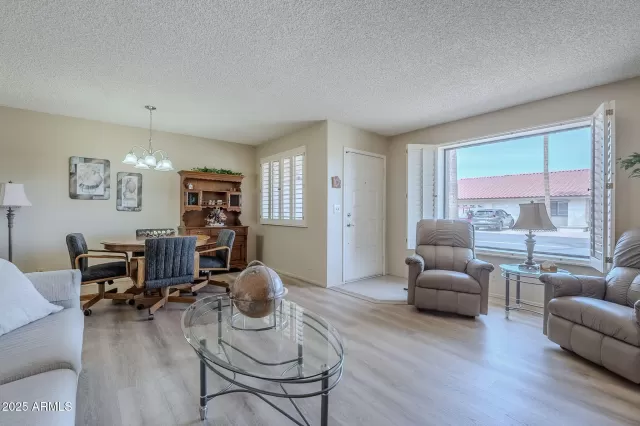 MLS: 6919260 Condo For Sale