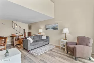 Photo #3: 6919413 Listing