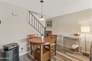 Photo #6: 6919413 Listing