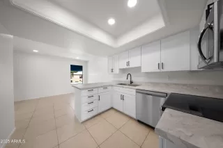 Photo #2: 6919636 Listing