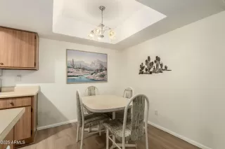 Photo #6: 6920044 Listing