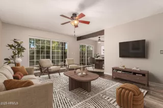 Photo #6: 6920337 Listing