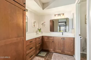 Photo #4: 6920656 Listing