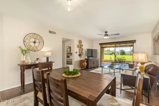 Photo #6: 6920656 Listing