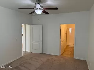 Photo #5: 6920696 Listing