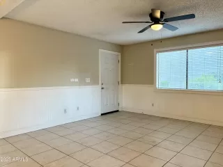 Photo #5: 6920783 Listing 