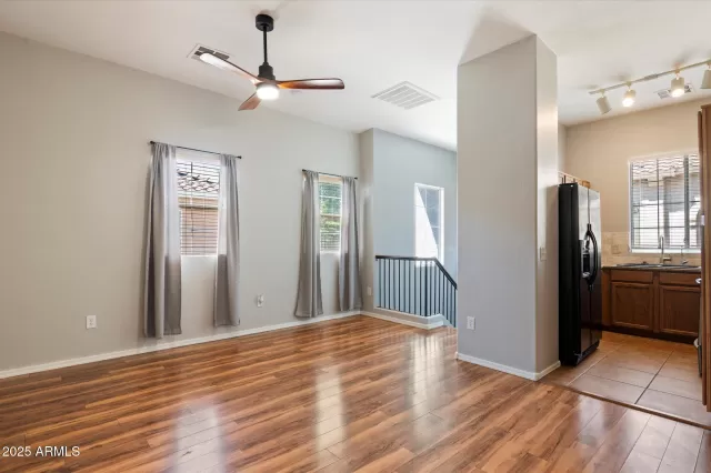 MLS: 6921152 Condo For Sale