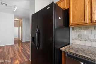 Photo #6: 6921152 Listing 