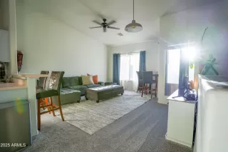 Photo #6: 6921237 Listing 