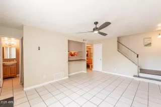 Photo #6: 6921471 Listing 