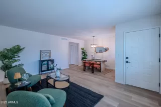 Photo #3: 6921555 Listing 