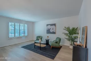 Photo #4: 6921555 Listing 