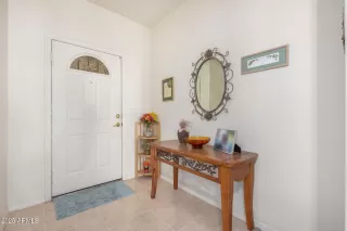 Photo #3: 6921586 Listing 