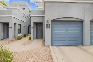 Photo #2: 6921639 Listing 