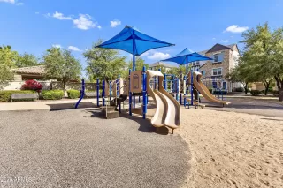 Photo #5: 6921740 Listing 