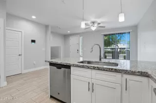 Photo #3: 6921744 Listing