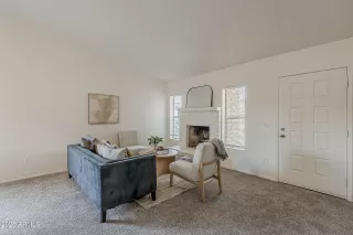 Photo #3: 6921879 Listing 