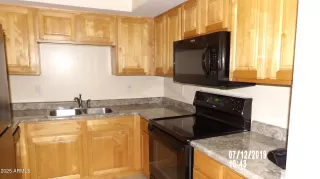 Photo #4: 6922151 Listing 