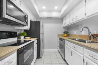 Photo #6: 6922240 Listing 