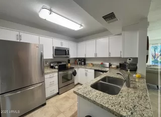 Photo #4: 6922538 Listing 