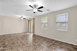 Photo #5: 6922579 Listing 