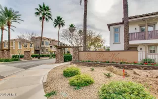 Photo #1: 6922682 Listing 