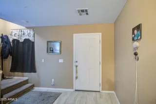 Photo #4: 6922682 Listing 