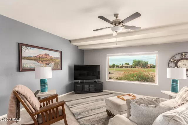 MLS: 6922697 Condo For Sale