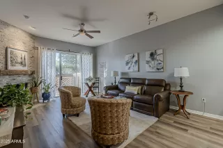 Photo #3: 6922773 Listing 