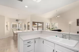 Photo #6: 6923134 Listing 