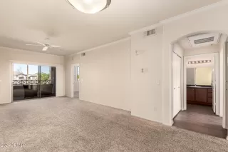 Photo #4: 6923263 Listing 