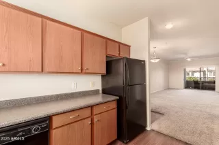 Photo #5: 6923263 Listing 