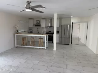 Photo #3: 6923314 Listing