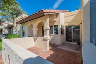 Photo #3: 6923359 Listing